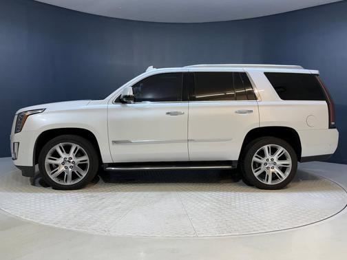 2020 Cadillac Escalade Luxury