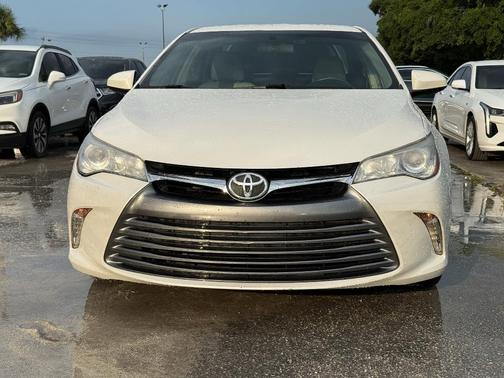 2017 Toyota Camry XLE
