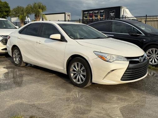2017 Toyota Camry XLE