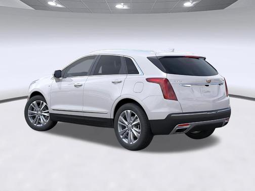 Crystal White Tricoat 2026 Cadillac XT5 Premium Luxury