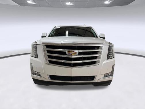 Crystal White Tricoat 2016 Cadillac Escalade Luxury