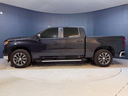 Dark Ash Metallic 2022 Chevrolet Silverado 1500 LT