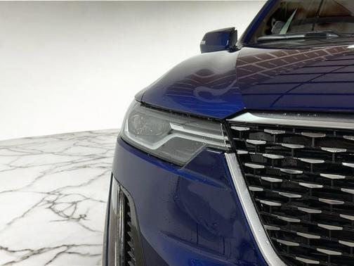 2025 Cadillac XT6 Premium Luxury FWD