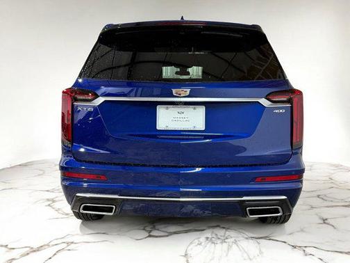 2025 Cadillac XT6 Premium Luxury FWD