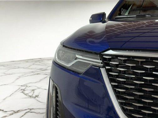 2025 Cadillac XT6 Premium Luxury FWD