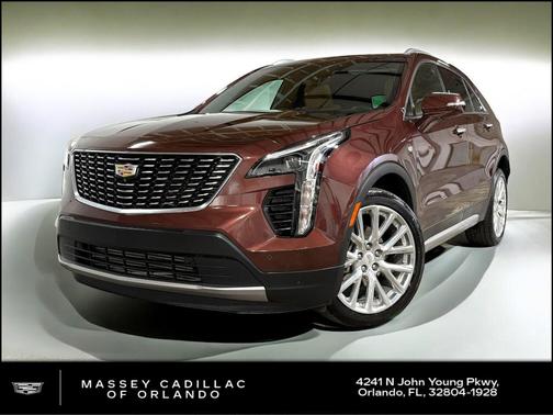 2023 Cadillac XT4 Premium Luxury