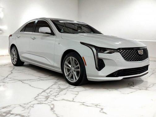 2023 Cadillac CT4 Luxury