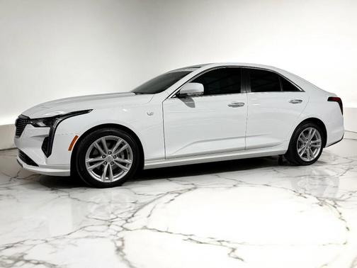 2023 Cadillac CT4 Luxury