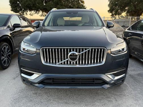 2021 Volvo XC90 Recharge Plug-In Hybrid T8 Inscription 6 Passenger