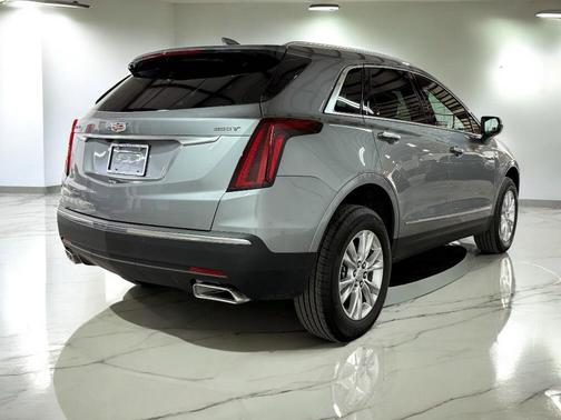 2025 Cadillac XT5 Luxury