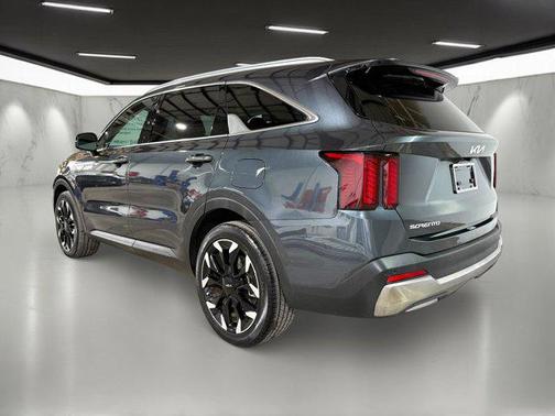 2024 Kia Sorento EX