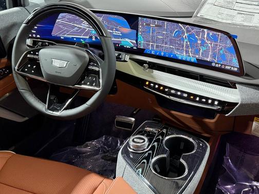 2025 Cadillac OPTIQ Sport 2 AWD