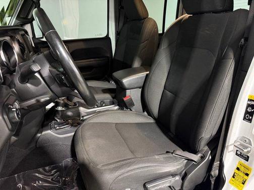 2022 Jeep Gladiator Sport S