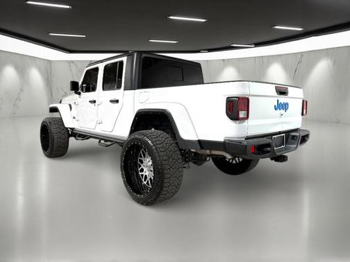 2022 Jeep Gladiator Sport S