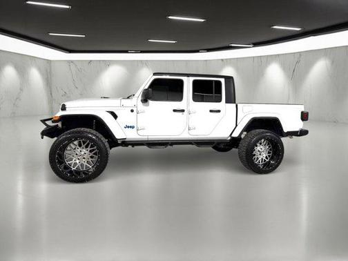 2022 Jeep Gladiator Sport S