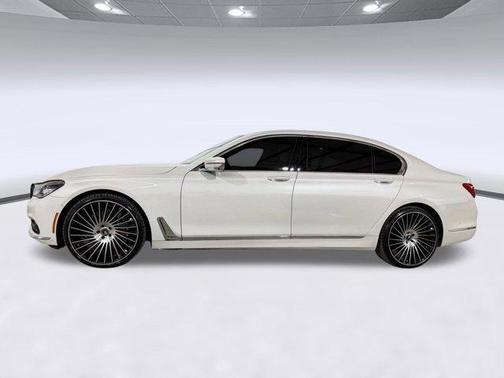 White 2018 BMW 750 i xDrive