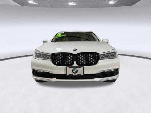 White 2018 BMW 750 i xDrive