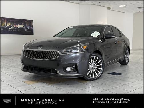 2019 Kia Cadenza Premium