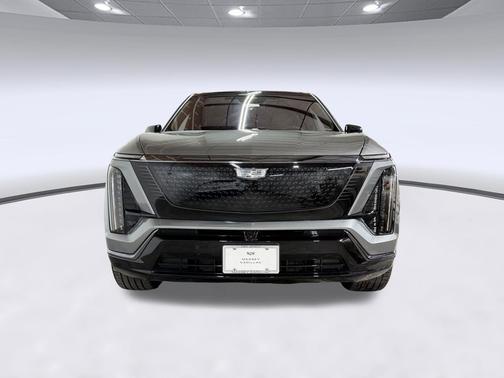 Argent Silver Metallic 2026 Cadillac VISTIQ Sport