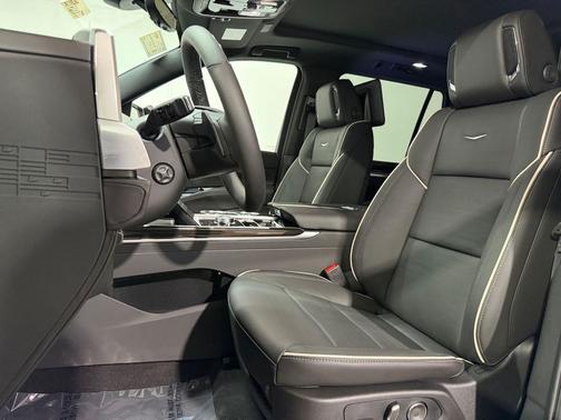 Vibrant White Tricoat 2026 Cadillac Escalade Luxury