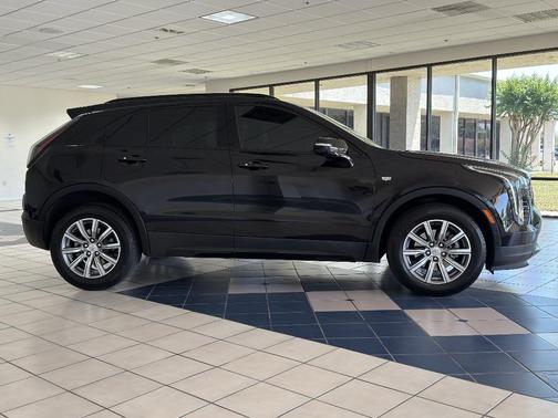 2023 Cadillac XT4 Sport
