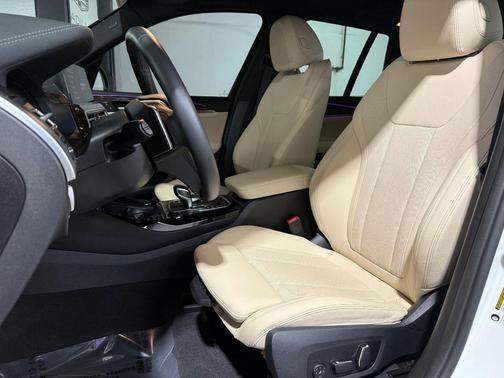 Alpine White 2024 BMW X3 sDrive30i