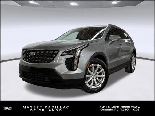 Argent Silver Metallic 2023 Cadillac XT4 Luxury