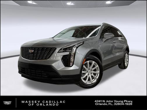 Argent Silver Metallic 2023 Cadillac XT4 Luxury