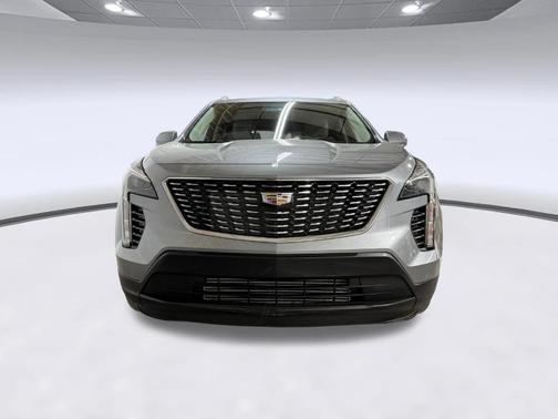 Argent Silver Metallic 2023 Cadillac XT4 Luxury