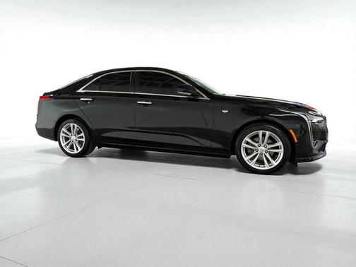 2023 Cadillac CT4 Luxury