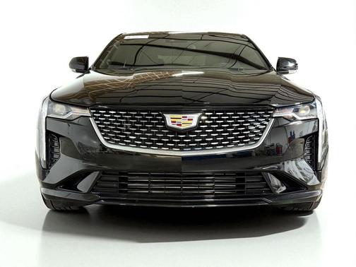 2023 Cadillac CT4 Luxury