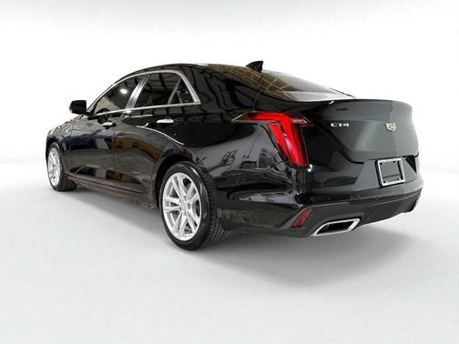 2023 Cadillac CT4 Luxury