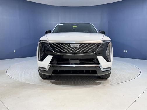 2025 Cadillac Escalade IQ Luxury 2