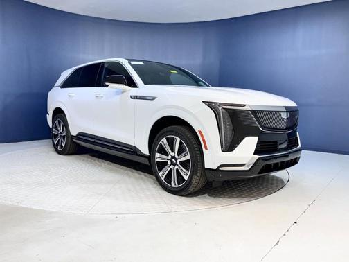 2025 Cadillac Escalade IQ Luxury 2