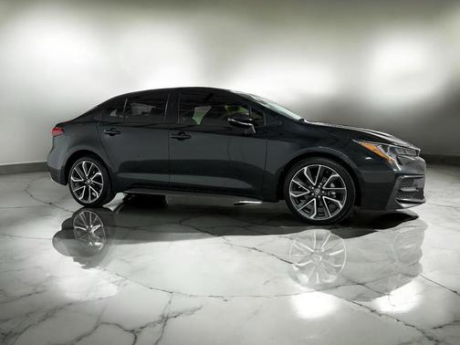 2020 Toyota Corolla XSE