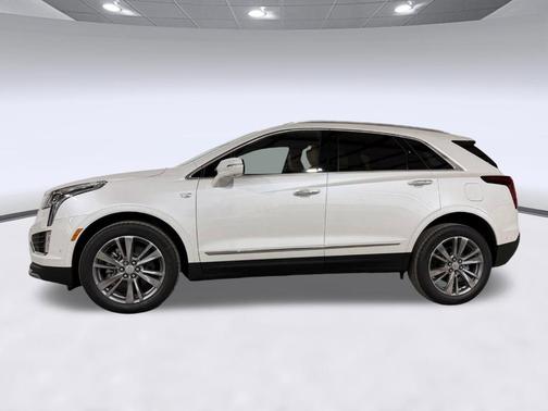 Crystal White Tricoat 2026 Cadillac XT5 Premium Luxury