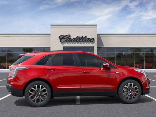 2025 Cadillac XT5 Sport