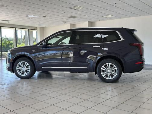 2025 Cadillac XT6 Luxury FWD