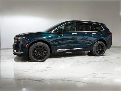 2025 Cadillac XT6 Luxury FWD