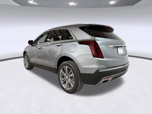 Argent Silver Metallic 2026 Cadillac XT5 Premium Luxury