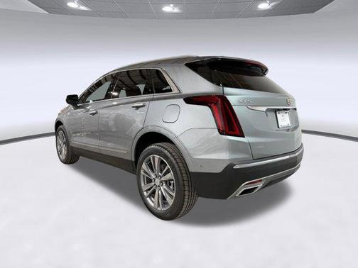 Argent Silver Metallic 2026 Cadillac XT5 Premium Luxury