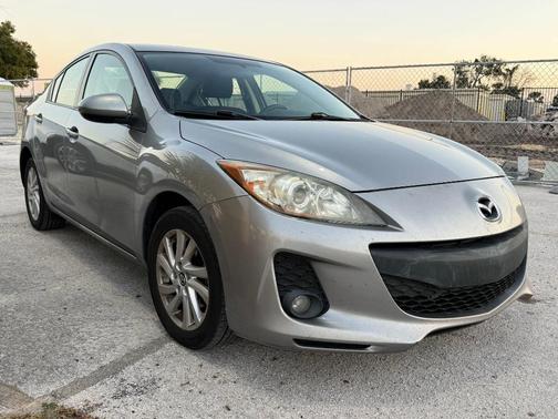 2013 Mazda Mazda3 i Touring