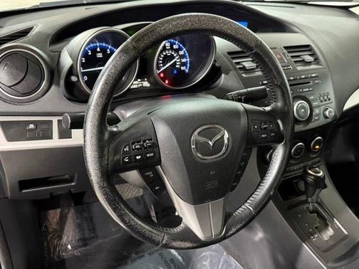 2013 Mazda Mazda3 i Touring