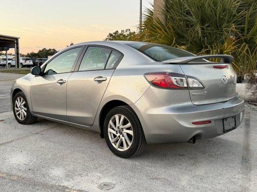 2013 Mazda Mazda3 i Touring