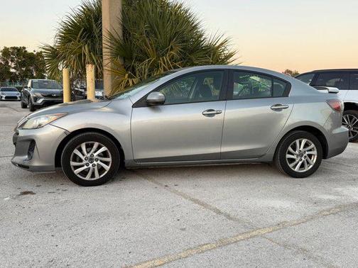 2013 Mazda Mazda3 i Touring