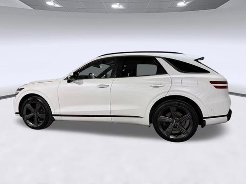 Uyuni White 2023 Genesis GV70 2.5T AWD