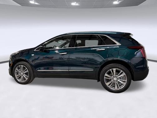 Emerald Lake Metallic 2026 Cadillac XT5 Premium Luxury
