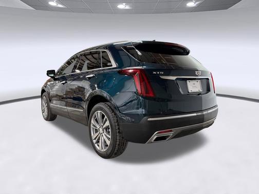 Emerald Lake Metallic 2026 Cadillac XT5 Premium Luxury