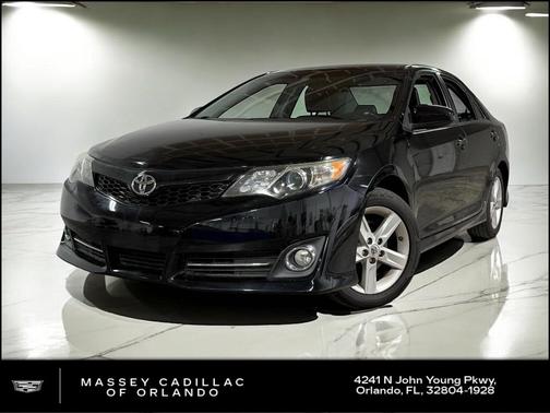 2014 Toyota Camry SE
