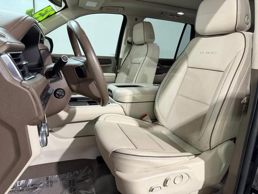 Onyx Black 2023 GMC Yukon Denali